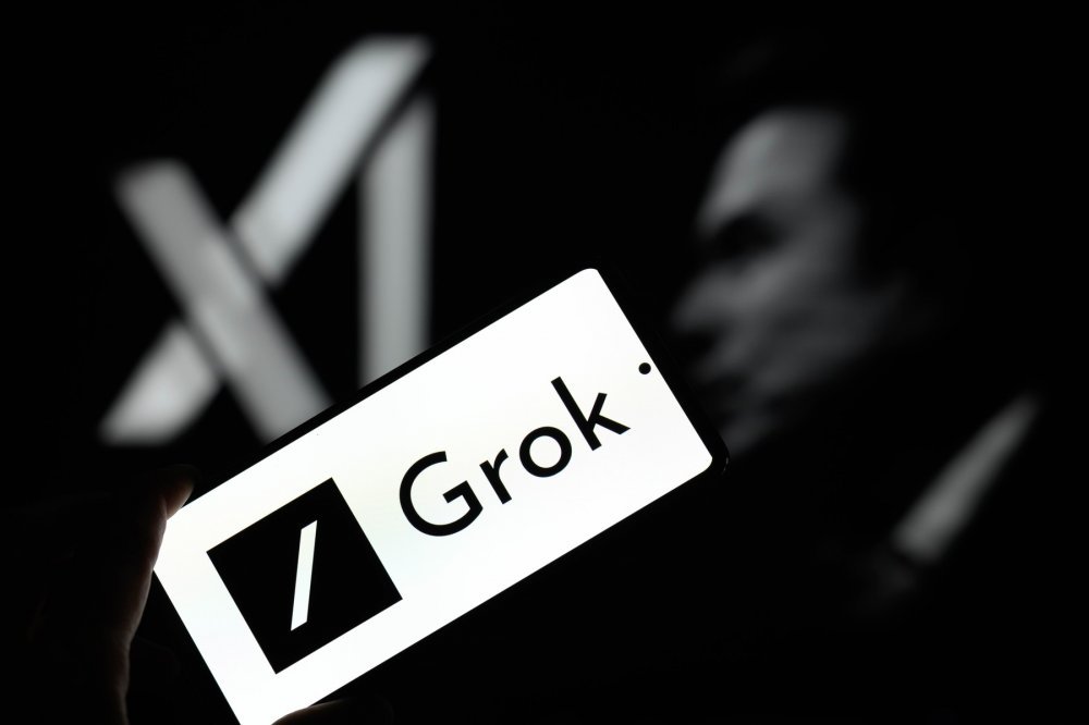 AI-чатбот Grok вызывает споры из-за слов о Холокосте