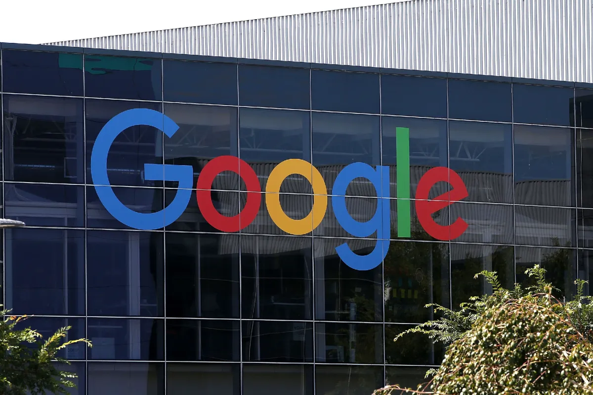 Google представил инструмент для определения контента, созданного ИИ